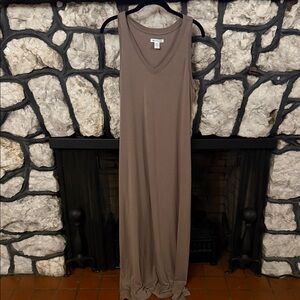 Athleta Sleeveless Brown Maxi Dress